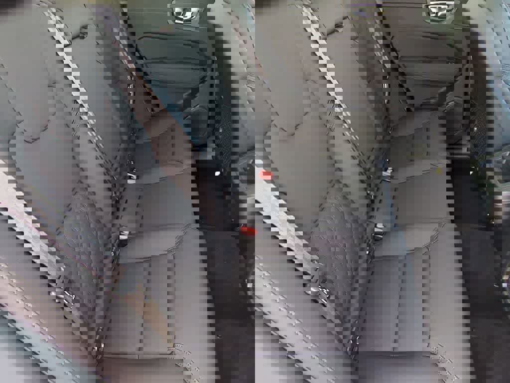 New 2026 Volvo XC60 B5 Plus w/ Protection Package Premier image 20