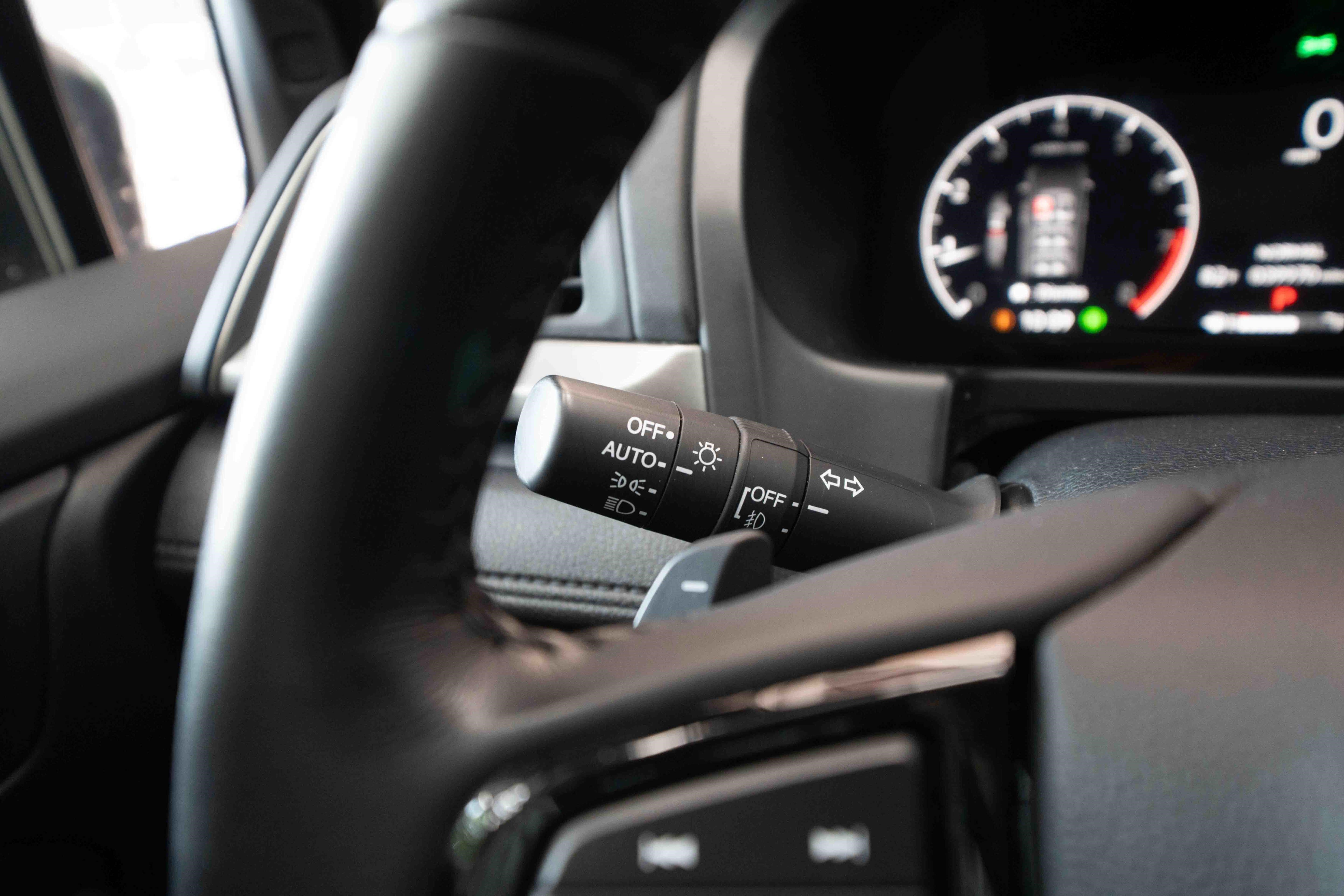 Used 2025 Honda Odyssey EX-L image 13