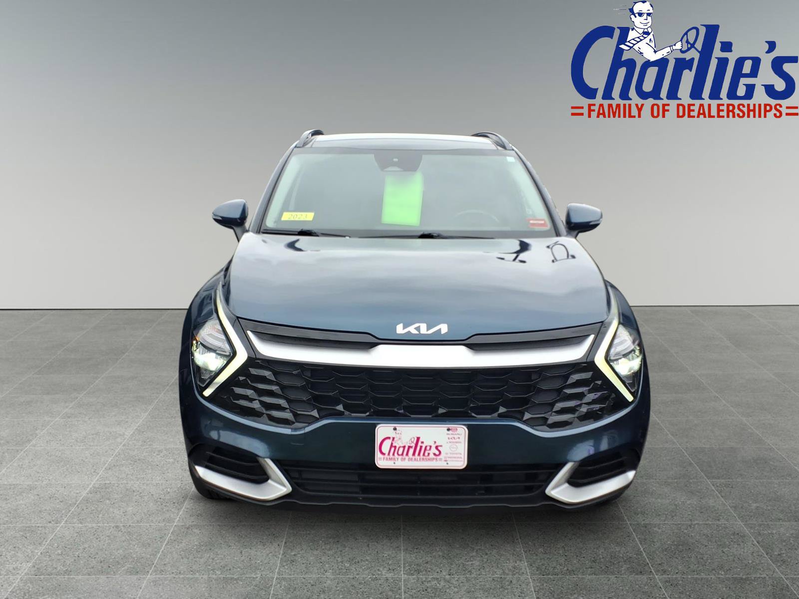 Used 2023 Kia Sportage EX w/ EX Premium Package AWD/4WD image 2