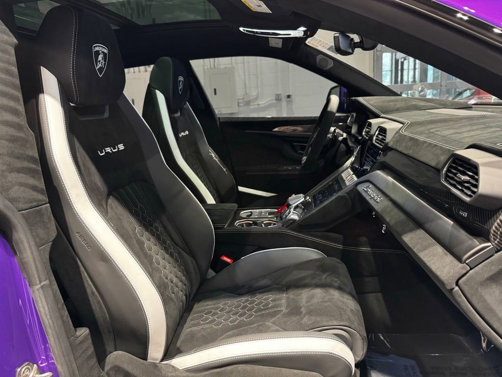 Used 2024 Lamborghini Urus Performante image 71