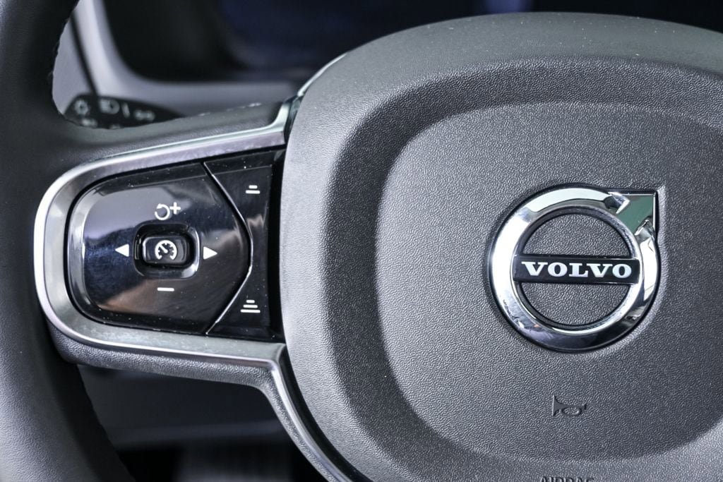 Certified 2024 Volvo XC90 B6 Ultimate AWD/4WD image 12