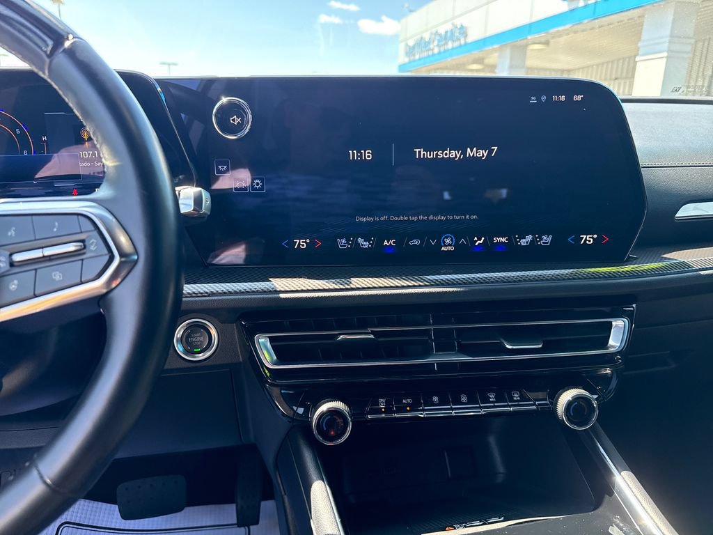 Used 2025 Chevrolet Traverse High Country FWD image 20