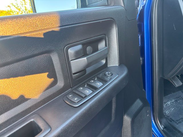Used 2015 RAM 1500 Express AWD/4WD image 19