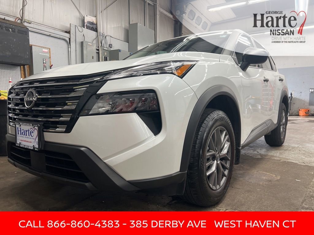 Certified 2025 Nissan Rogue S image 1