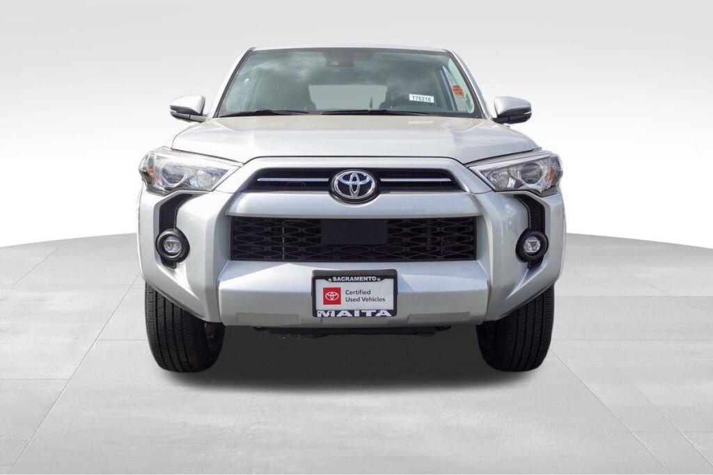 Certified 2024 Toyota 4Runner SR5 Premium image 9