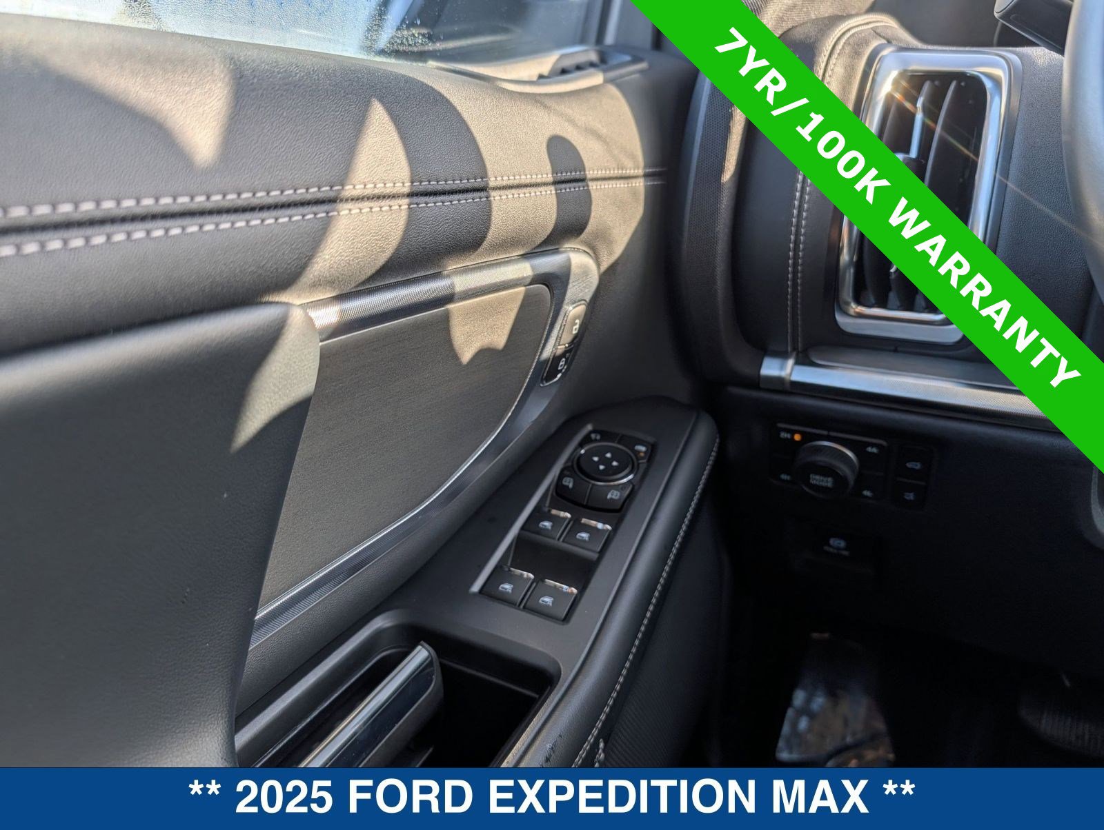 Certified 2025 Ford Expedition Max Platinum image 17