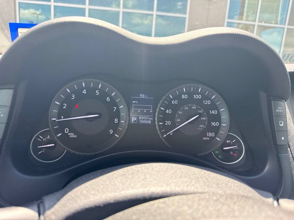 Used 2015 INFINITI Q70 3.7 RWD image 5