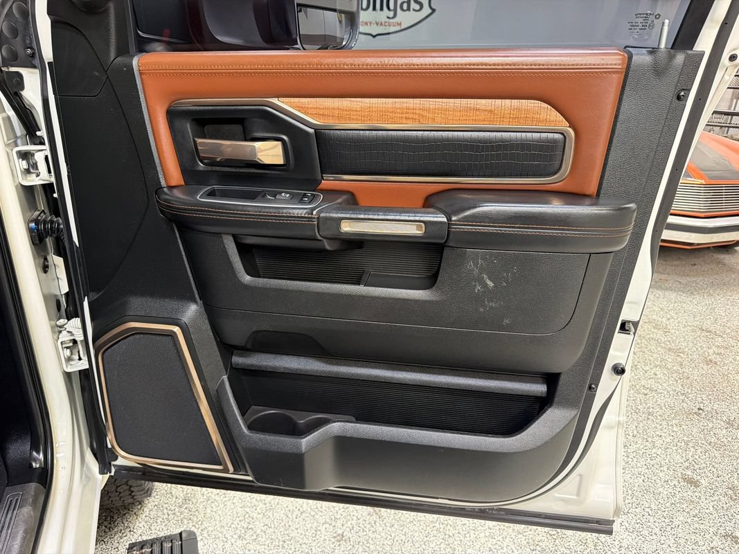 Used 2020 RAM 3500 Limited AWD/4WD image 42