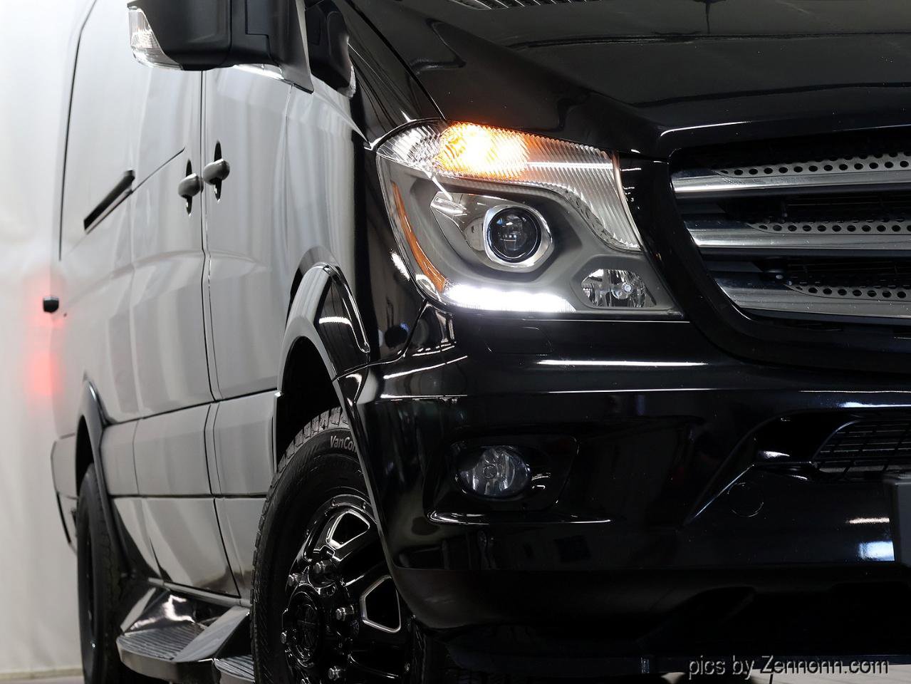 Used 2018 Mercedes-Benz Sprinter 3500 image 5