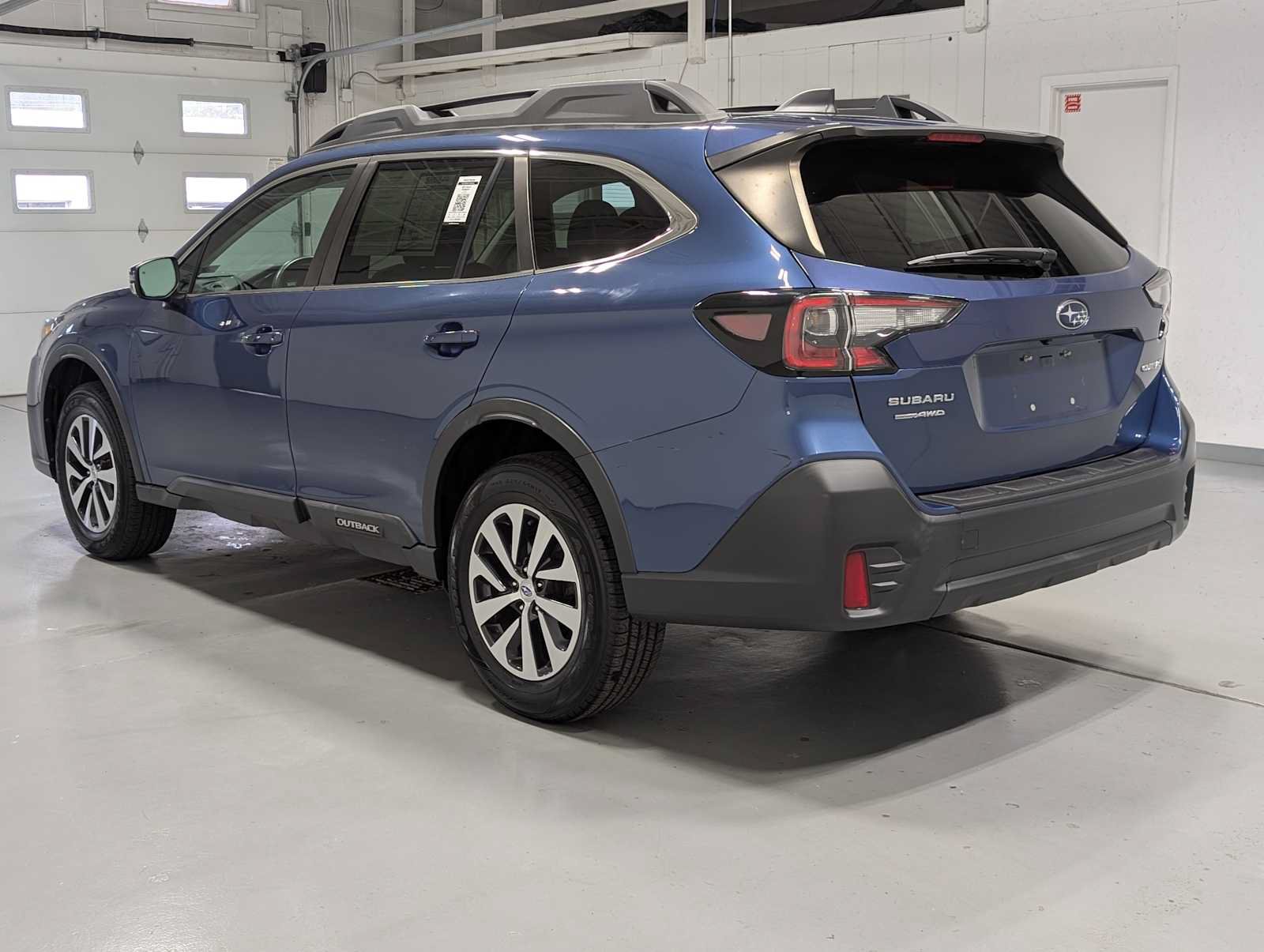 Used 2021 Subaru Outback Premium w/ Popular Package #1 AWD/4WD image 10