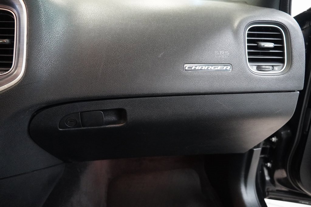 Used 2018 Dodge Charger R/T Scat Pack image 33