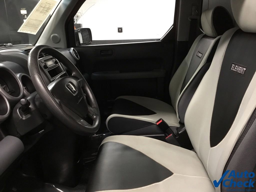 Used 2005 Honda Element LX image 21