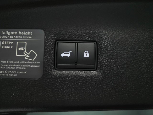 Used 2023 INFINITI QX55 Essential AWD/4WD image 38