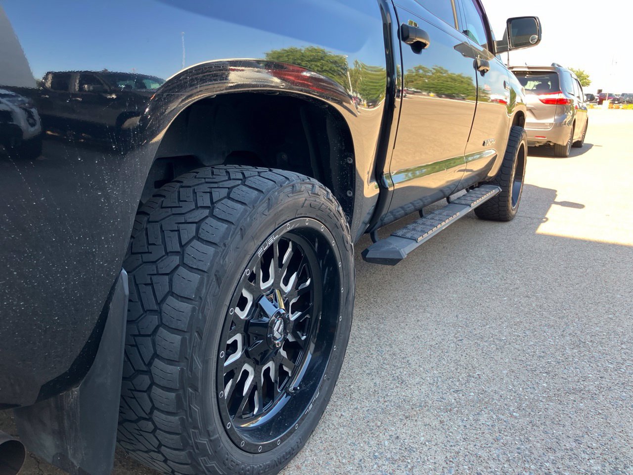 Used 2019 Toyota Tundra SR5 w/ SR5 Upgrade Package RWD image 12