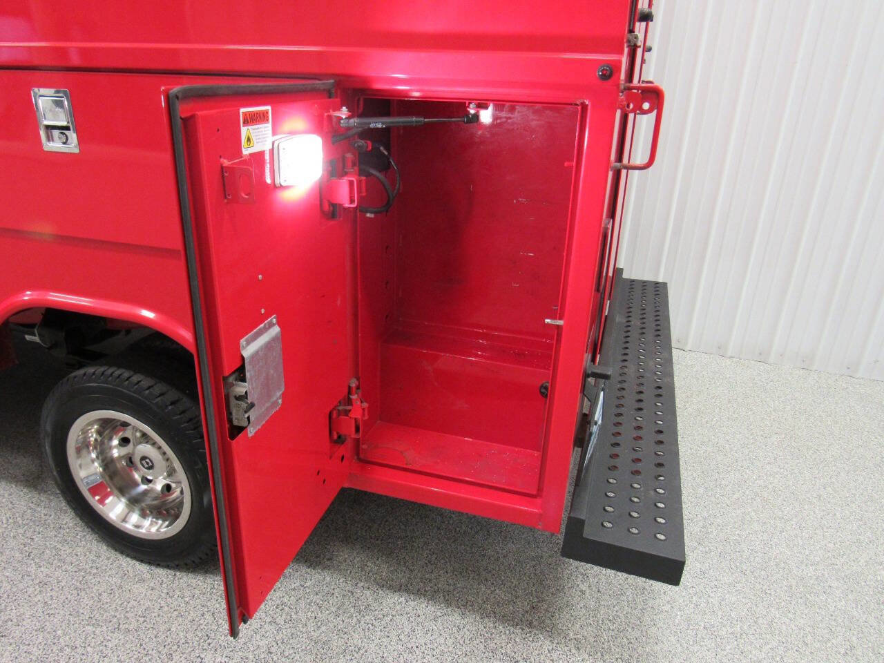 Used 2018 Ford Transit 350 138 DRW w/ Interior Upgrade Package image 22