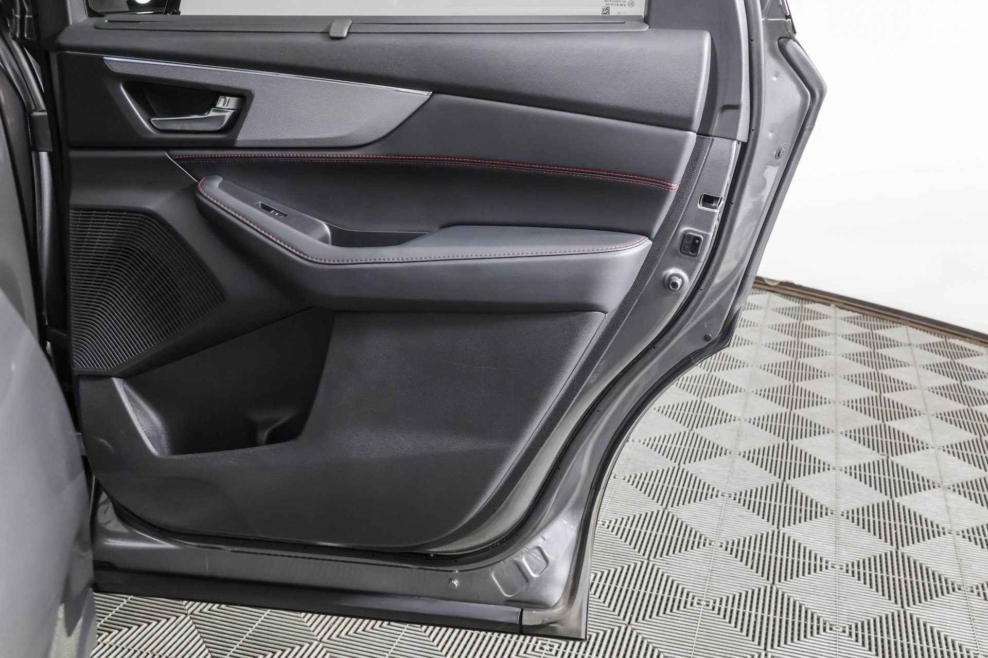 Used 2022 Acura MDX A-Spec AWD/4WD image 43