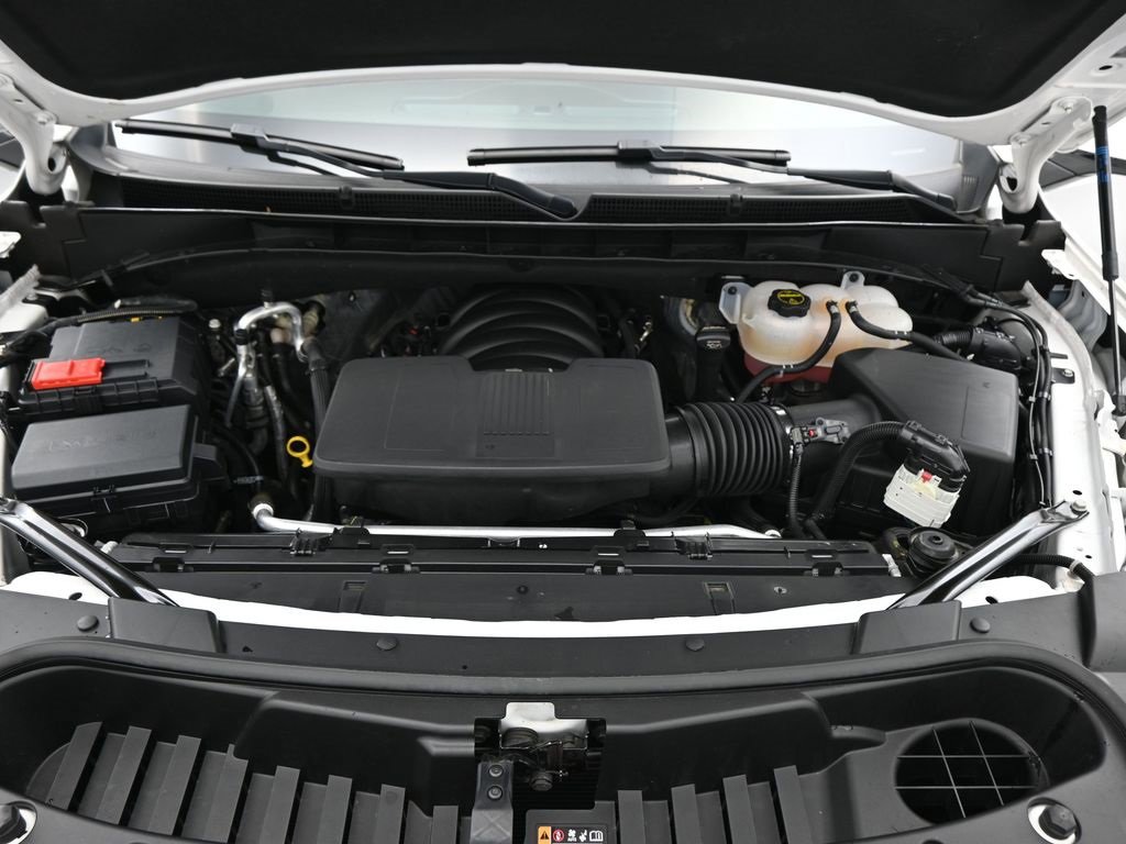 Certified 2024 GMC Yukon SLT w/ SLT Luxury Package image 28