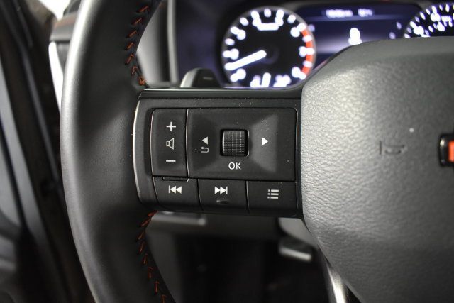 Certified 2025 Nissan Rogue SV AWD/4WD image 16