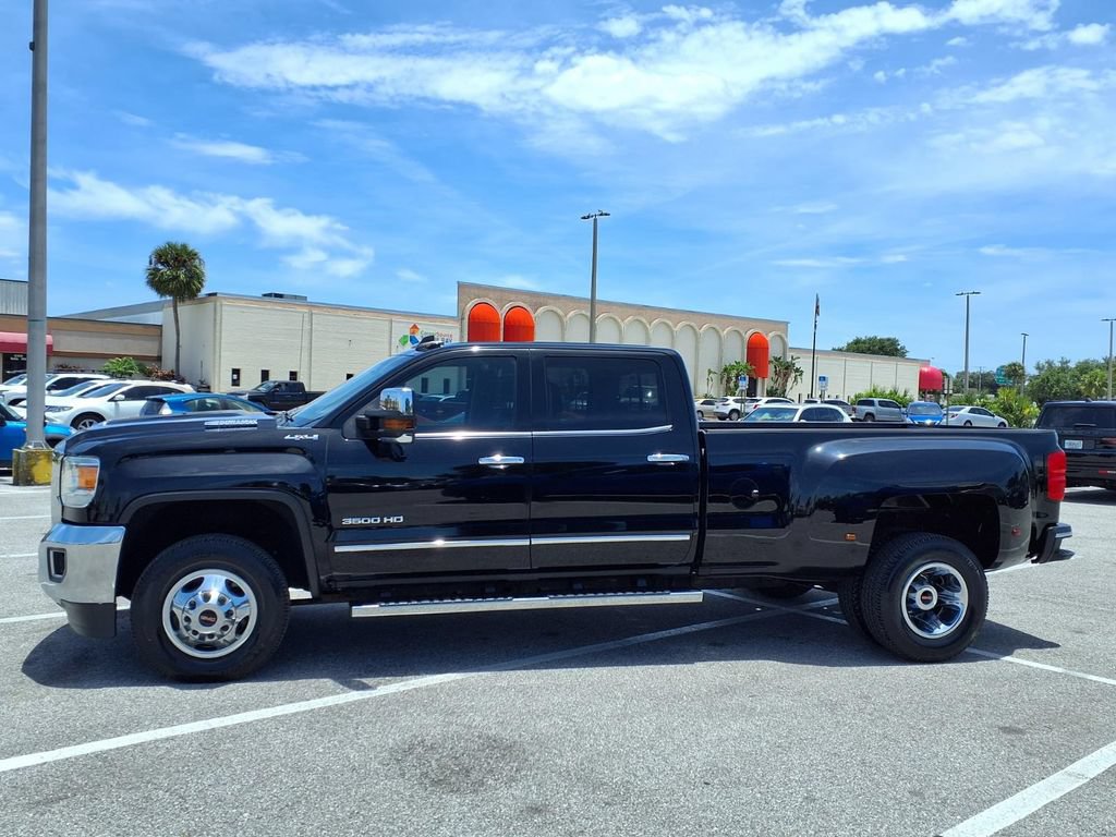 Used 2018 GMC Sierra 3500 SLT AWD/4WD image 4