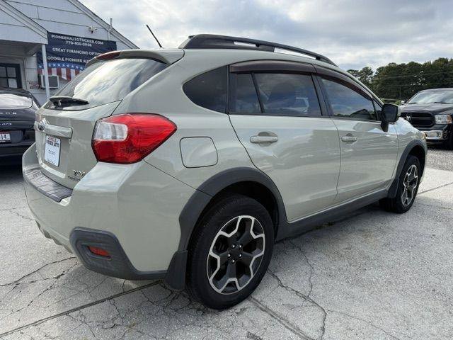 Used 2013 Subaru Crosstrek 2.0i Premium w/ Popular Pkg 1 AWD/4WD image 2