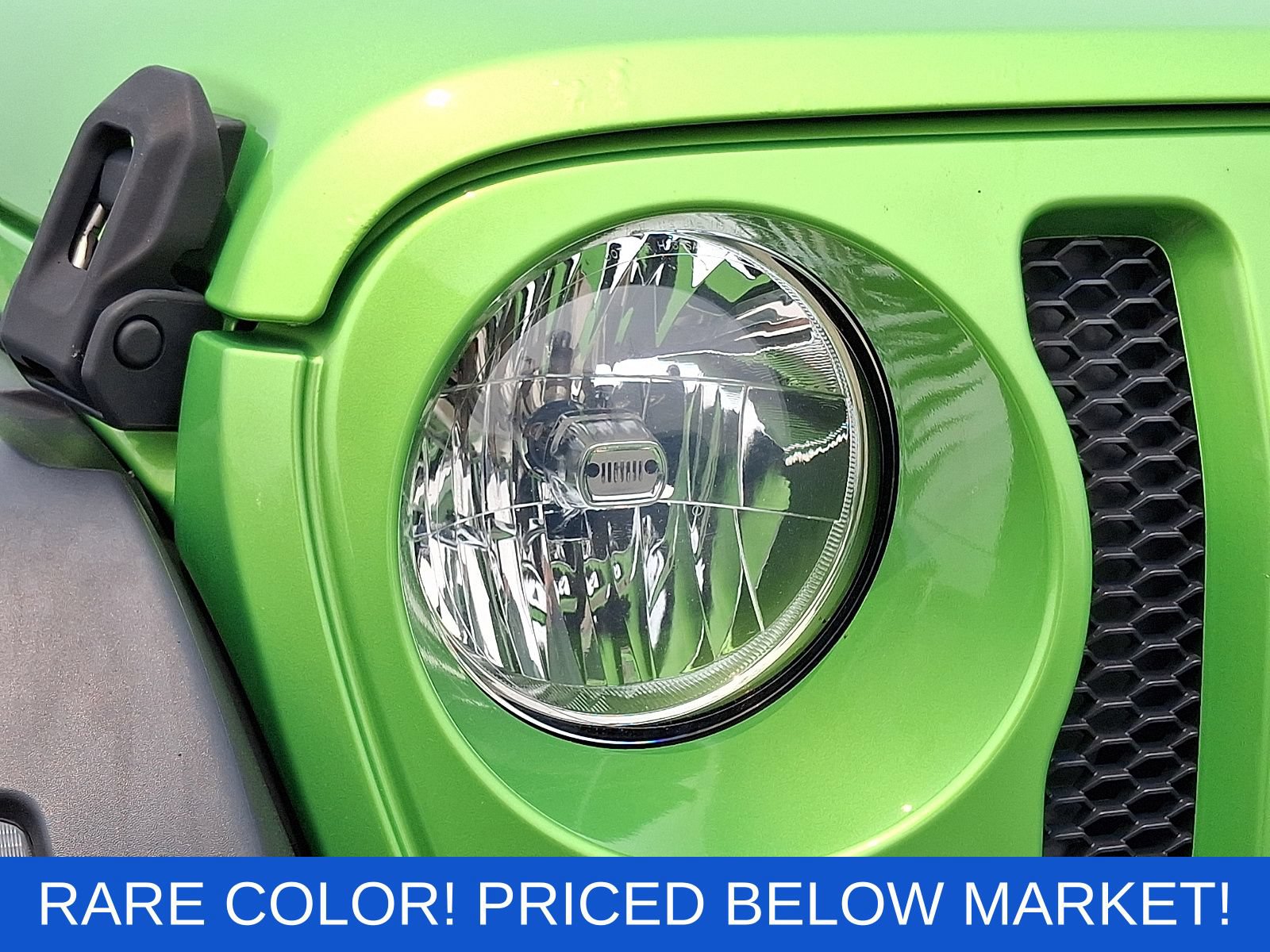 Used 2018 Jeep Wrangler Unlimited Sport S AWD/4WD image 10