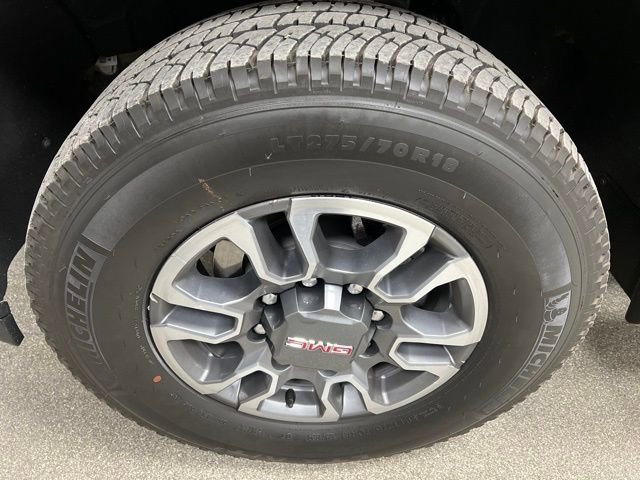 Used 2025 GMC Sierra 3500 SLT w/ SLT Premium Package image 14