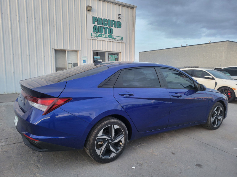 Used 2023 Hyundai Elantra SEL w/ Convenience Package image 8