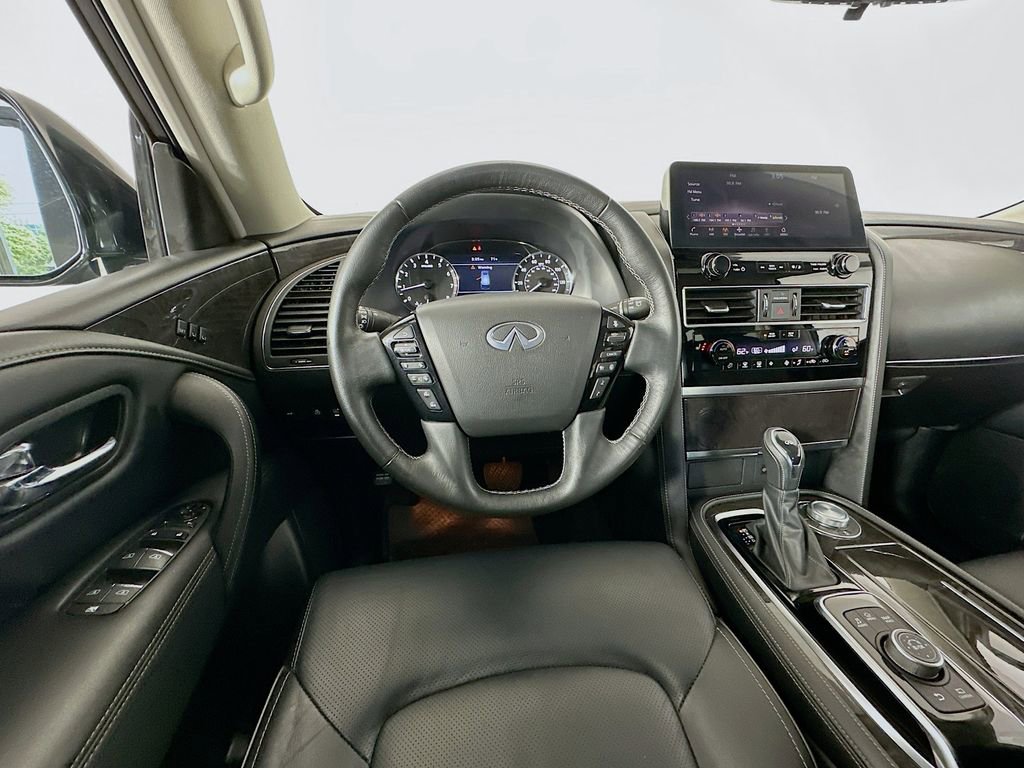 Used 2024 INFINITI QX80 Luxe AWD/4WD image 23
