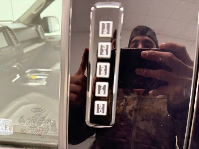 Used 2019 Ford F150 Limited w/ Trailer Tow Package image 10