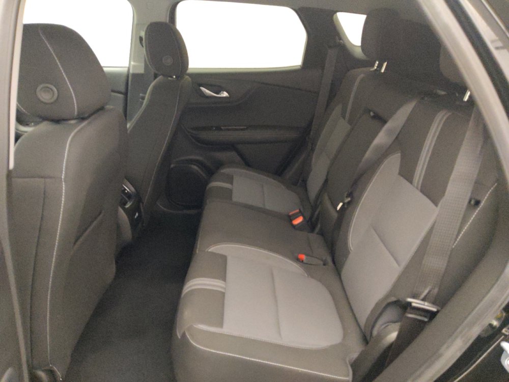 Used 2024 Chevrolet Blazer LT w/ Convenience Package FWD image 18