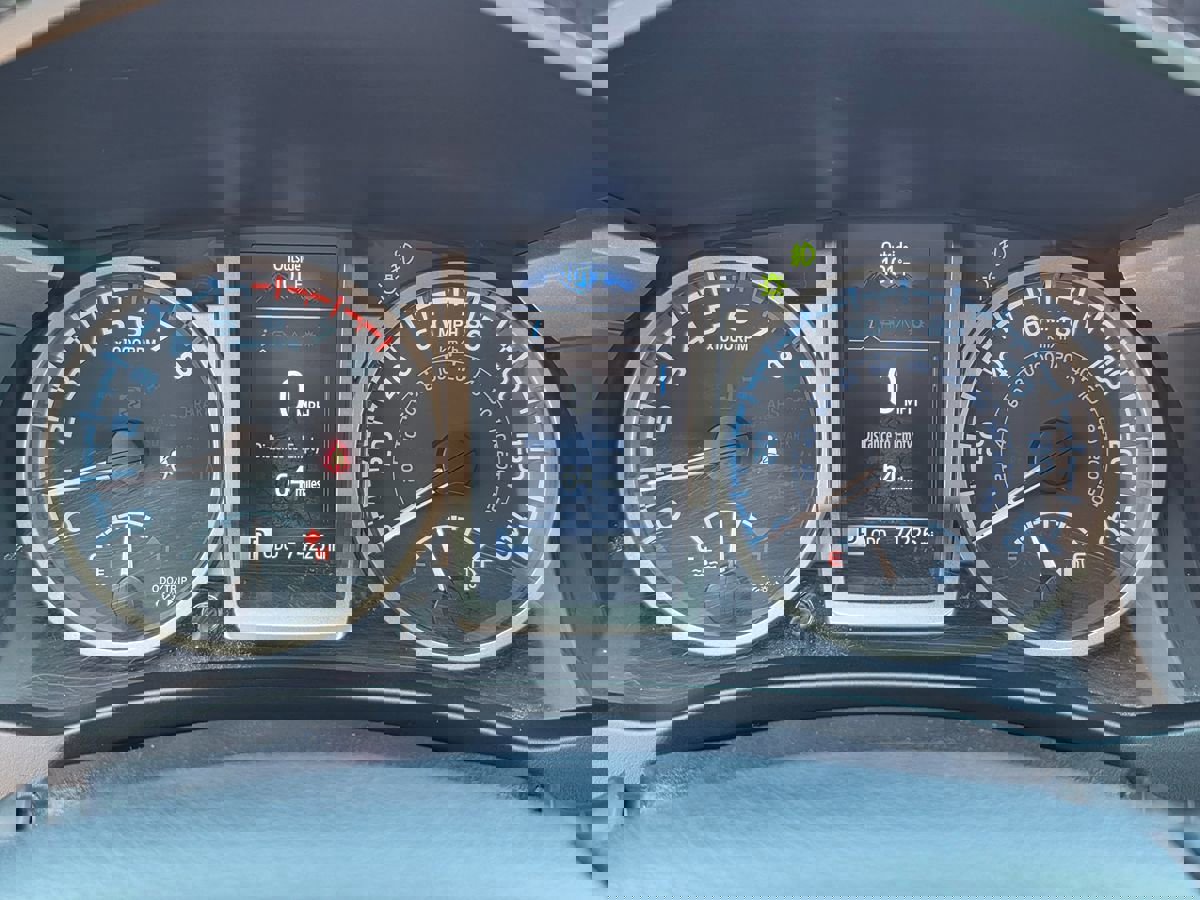 Used 2020 Toyota Tacoma SR5 image 36