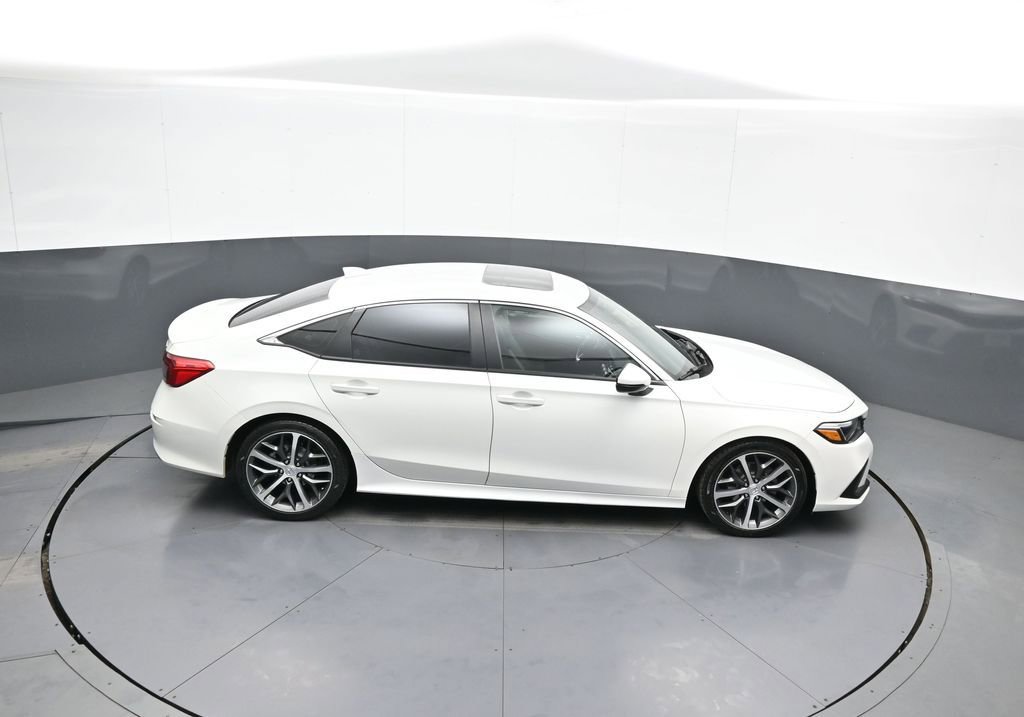 Used 2022 Honda Civic Touring image 37