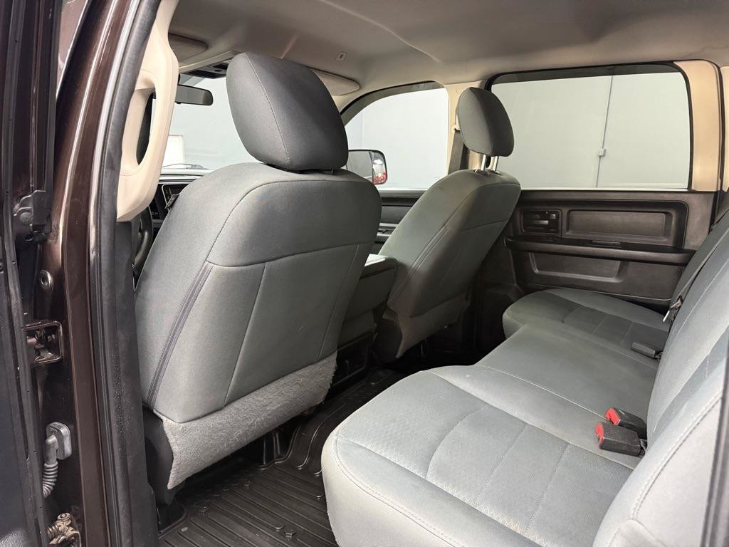 Used 2017 RAM 2500 Tradesman w/ Chrome Appearance Group AWD/4WD image 11