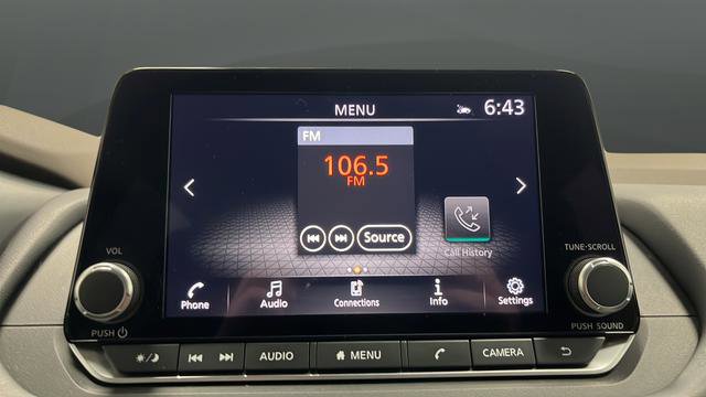 Used 2023 Nissan Rogue SV AWD/4WD image 14