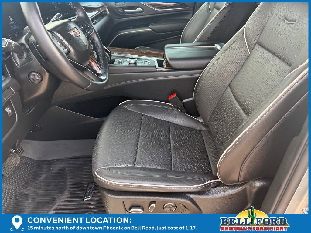 Used 2024 Cadillac Escalade ESV Premium Luxury AWD/4WD image 21