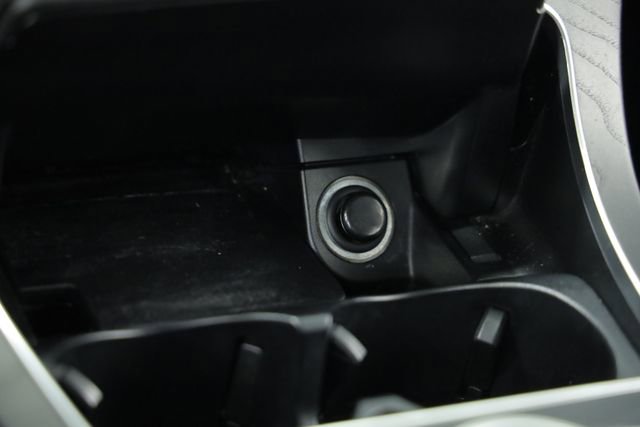 Used 2019 Mercedes-Benz GLC 300 4MATIC Coupe w/ Parking Assist Package image 21