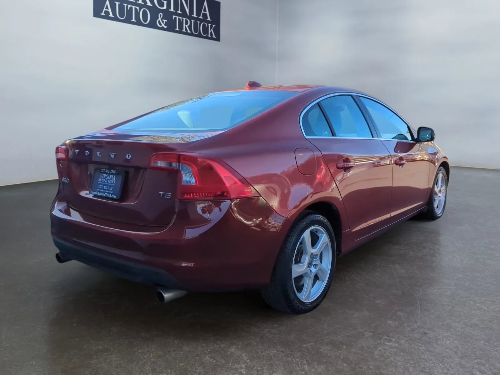 Used 2013 Volvo S60 T5 image 10