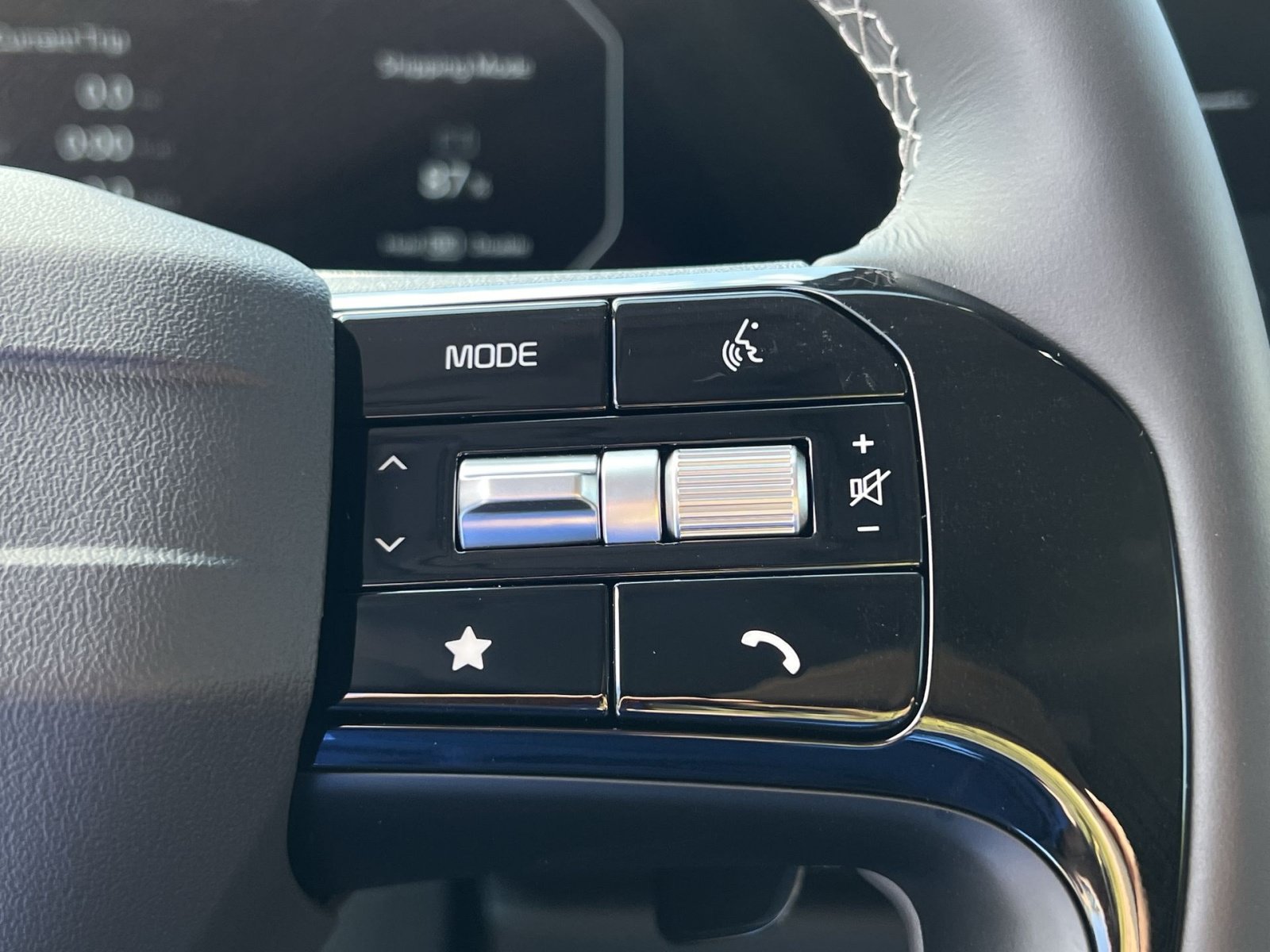 New 2027 Kia Carnival SX Prestige FWD image 23