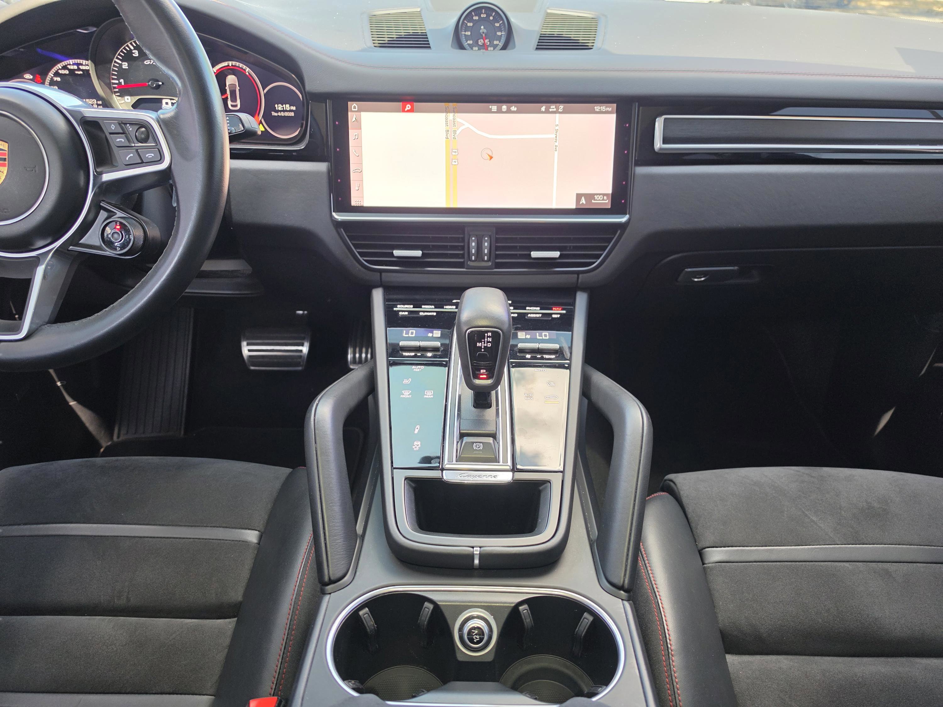 Used 2021 Porsche Cayenne GTS image 20