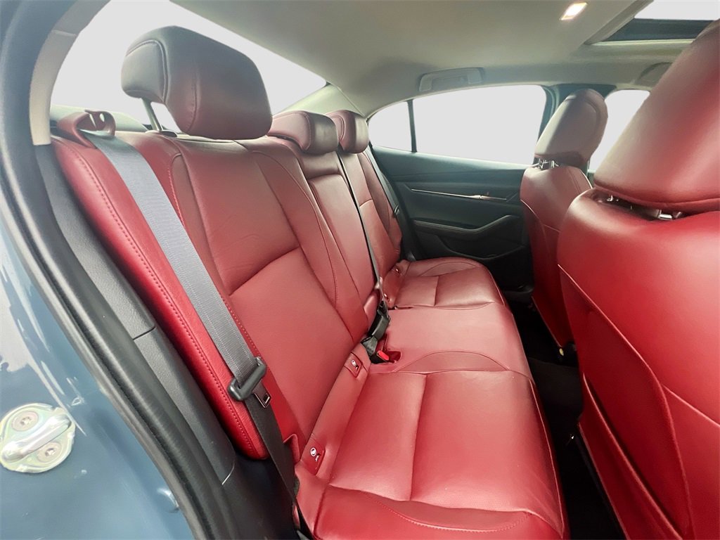 Used 2024 MAZDA MAZDA3 s image 26