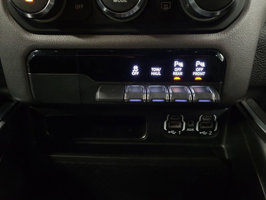 Used 2020 RAM 1500 Big Horn AWD/4WD image 17