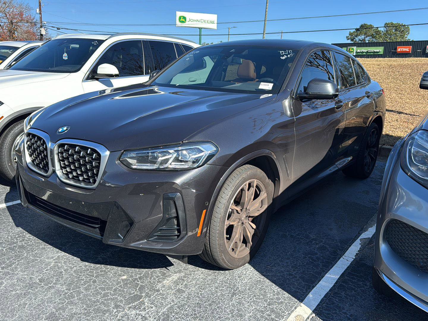 Certified 2025 BMW X4 xDrive30i w/ M Sport Package image 1