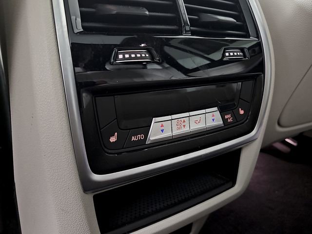 Used 2021 BMW X5 M50i w/ Premium Package image 11