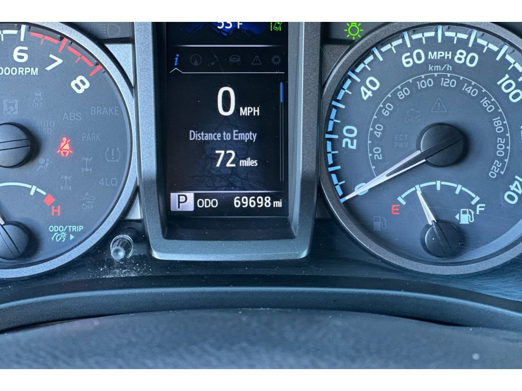 Used 2018 Toyota Tacoma TRD Sport w/ TRD Premium Sport Package image 30