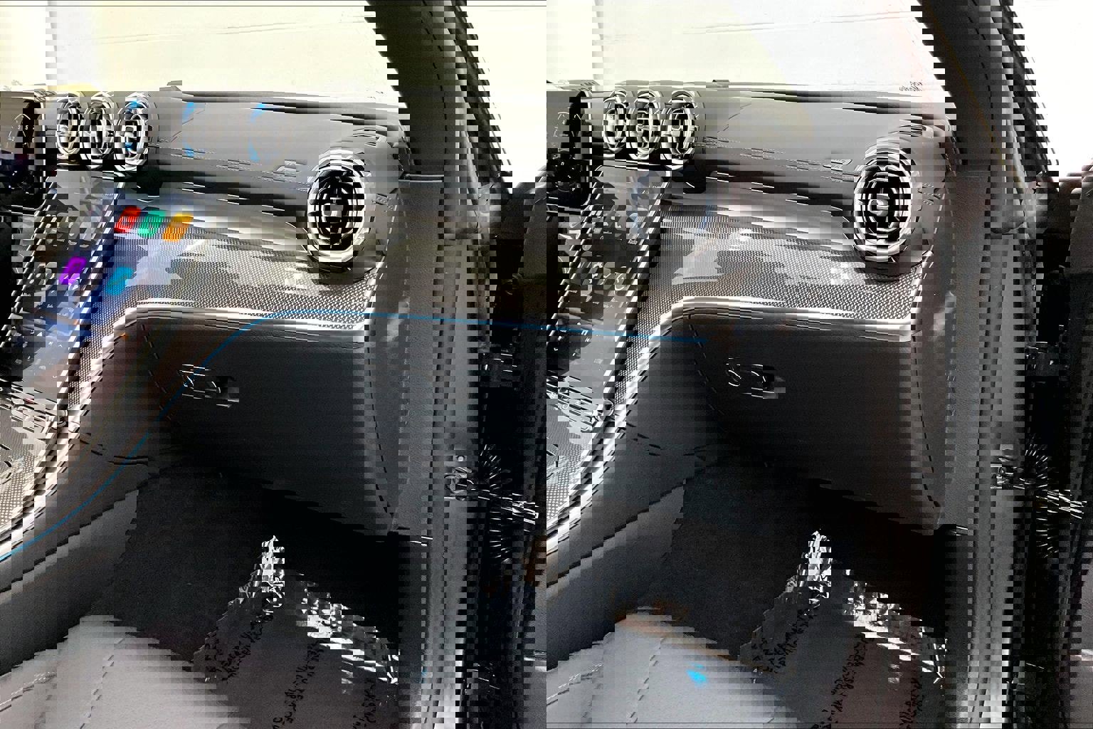 Used 2026 Mercedes-Benz CLE 300 4MATIC Cabriolet image 19