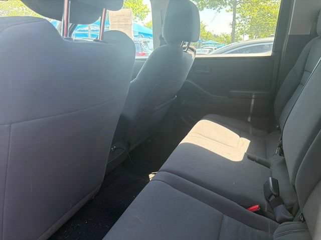 Used 2024 Nissan Frontier S RWD image 8