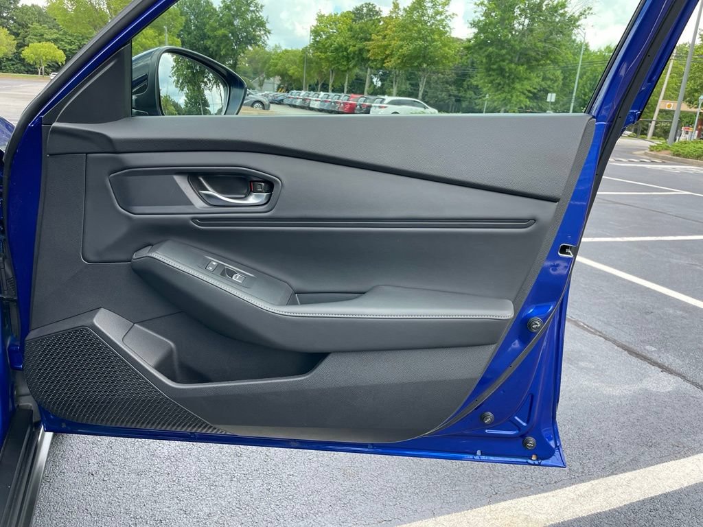 Certified 2025 Honda Accord Sport image 29