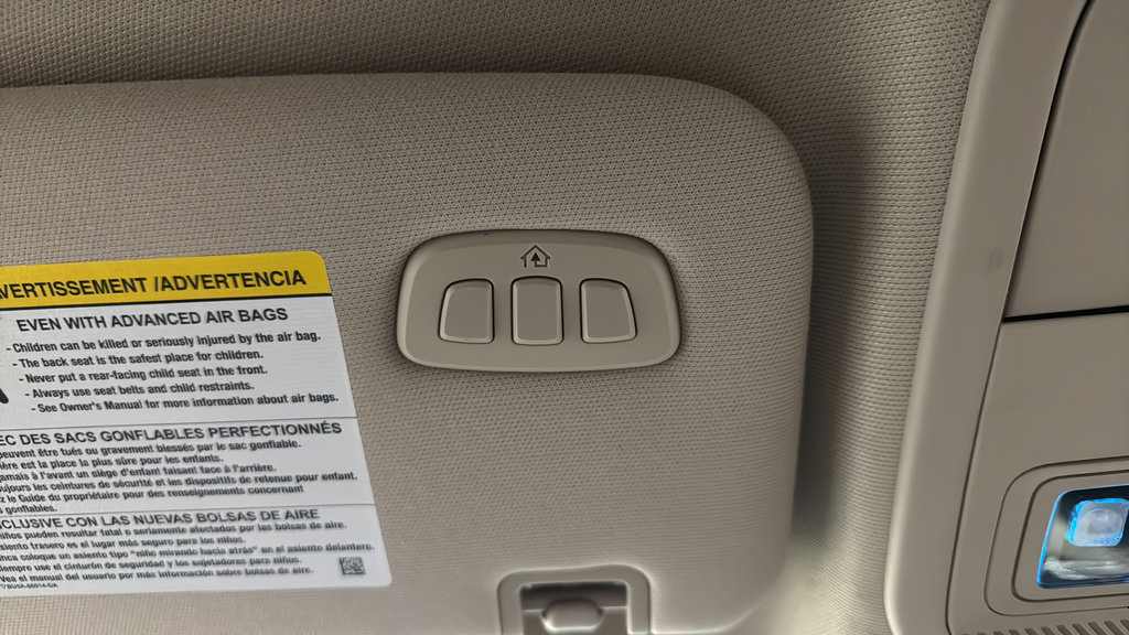 Used 2023 Ford Explorer XLT w/ Equipment Group 202A AWD/4WD image 36