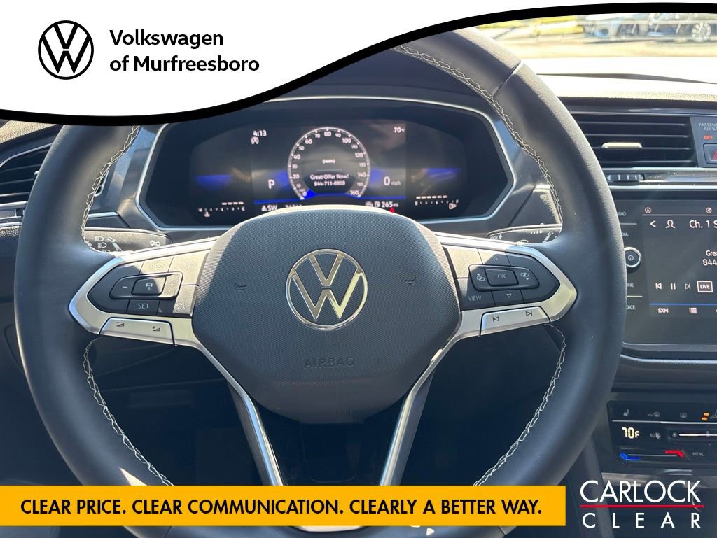 Used 2023 Volkswagen Tiguan SE w/ Panoramic Sunroof Package FWD image 16