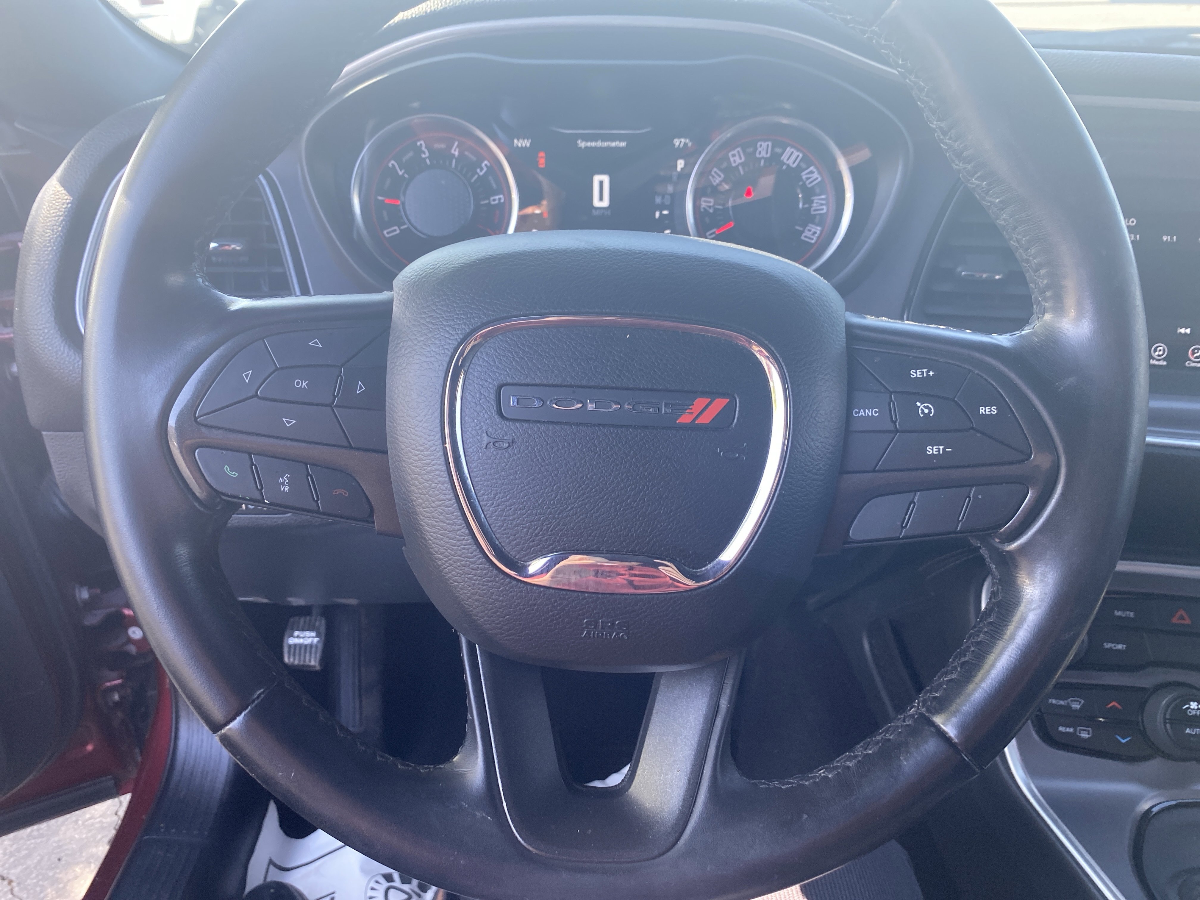 Used 2019 Dodge Challenger SXT image 10